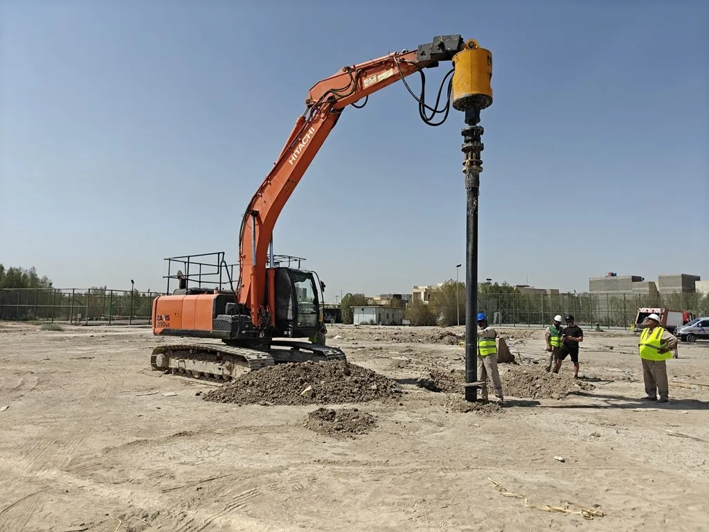 Live-Schraubpfahl-Installation w&auml;hrend der Schulung